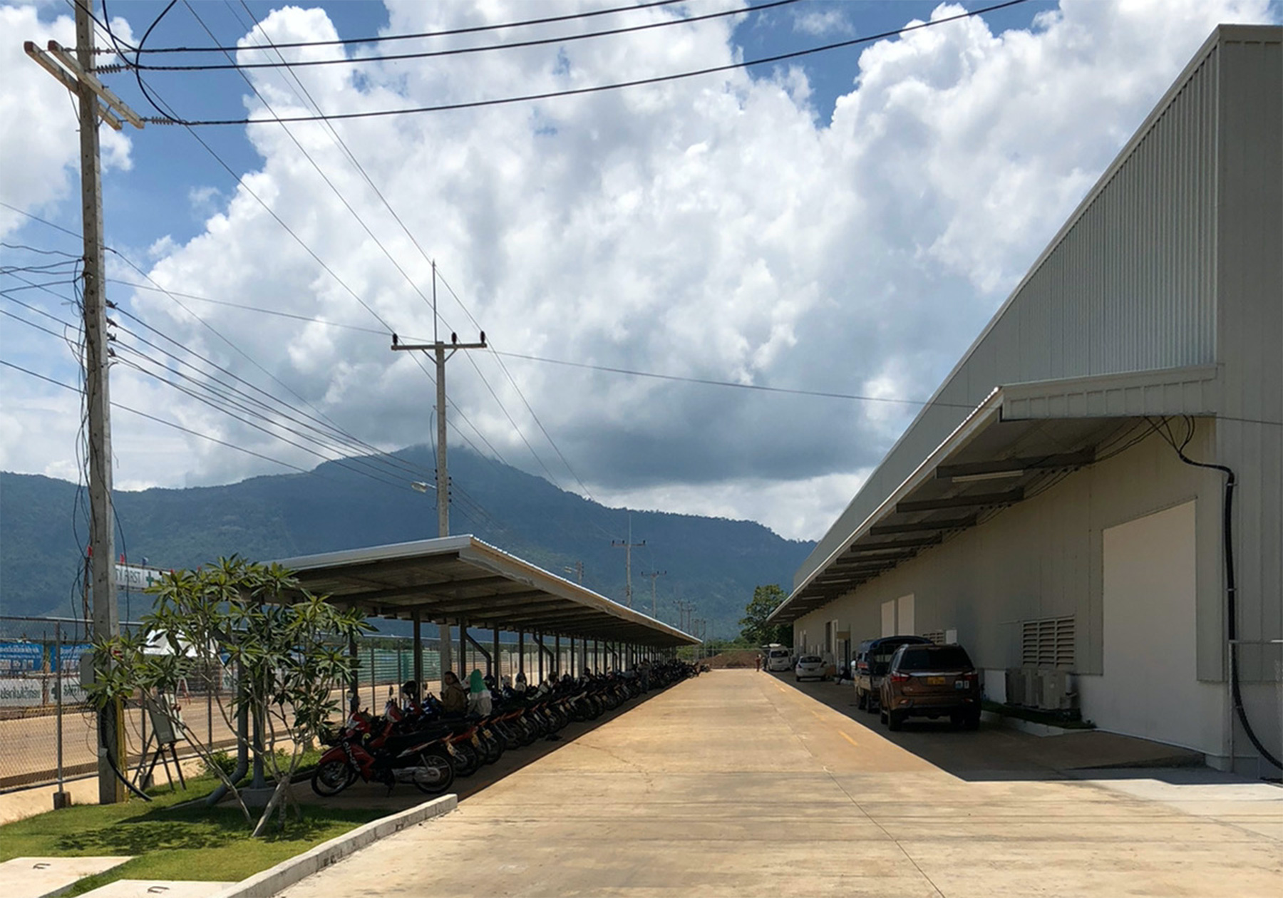 ラオス工場